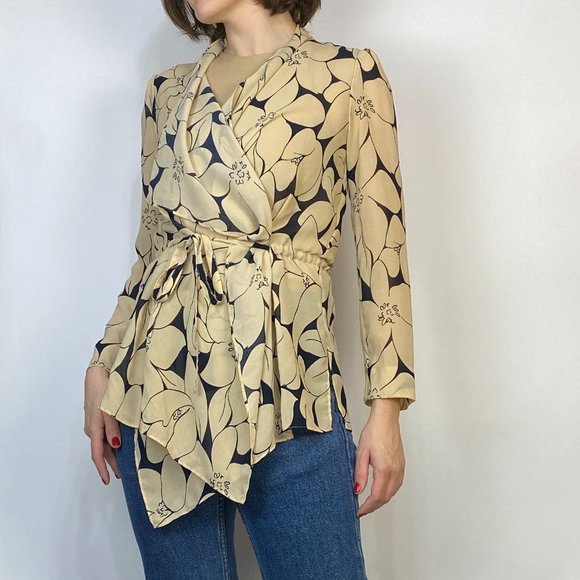 CLUB MONACO Sheer Floral ASYMMETRICAL WRAP Top! Small, 4 to 6 - Picture 4 of 9